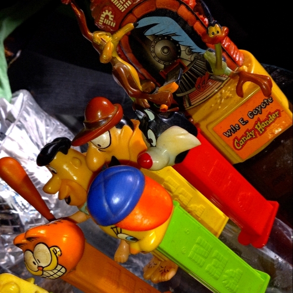PEZ DISPENSERS VINTAGE Roadrunner alone VALUE US $55 - Picture 5 of 11
